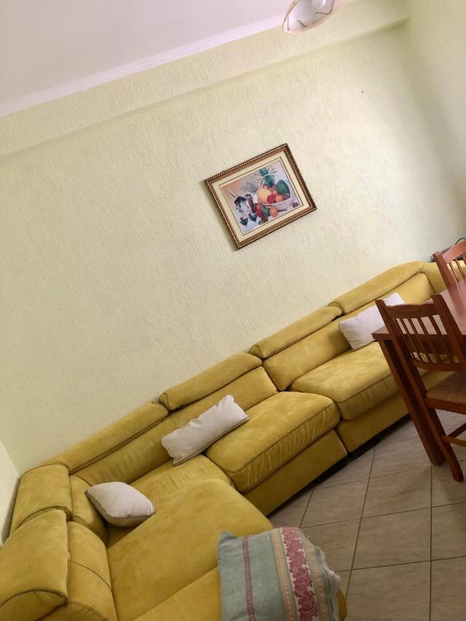 Appartamenti George Orikum Buitenkant foto